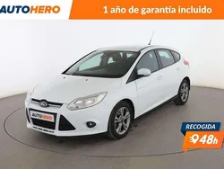 Blanco Usado 2013 Ford Focus Berlina | 8799 € (Un poco caro)