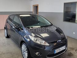 Gris / plata Usado 2008 Ford Fiesta Ghia Utilitario | 5500 € (Un poco caro)