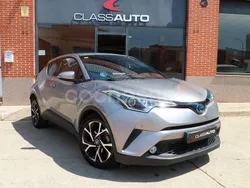 Gris / plata Usado 2018 Toyota C-HR Advance SUV | 20.290 € (Precio justo)