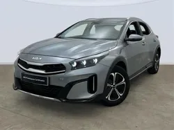 Lunar silver (css) Usado 2024 Kia XCeed SUV | 28.995 € (Caro)