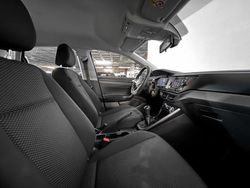 Azul arrecife metalizado Usado 2022 VW Polo Trendline | 16.490 € (Precio justo)