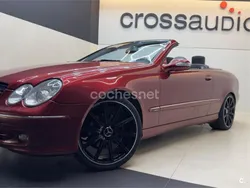 Granate Usado 2005 Mercedes CLK320 Avantgarde Descapotable | 9800 € (Precio justo)