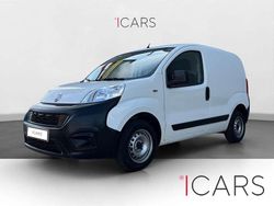 Blanco Usado 2018 Fiat Fiorino Basis Monovolumen | 7273 € (Precio justo)