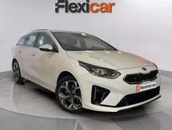 Blanco Usado 2021 Kia Ceed GT-Line Familiar | 14.590 € (Buen precio)