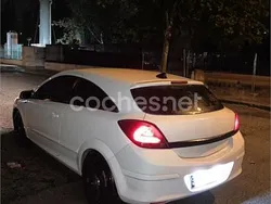 Blanco Usado 2005 Opel Astra GTC Sport Berlina | 2999 € (Buen precio)