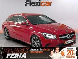 Rojo Usado 2017 Mercedes CLA200 Shooting Brake Familiar | 17.990 € (Precio justo)