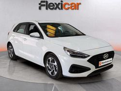 Blanco Usado 2024 Hyundai i30 Berlina | 18.890 € (Precio justo)