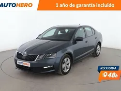 Gris Usado 2019 Skoda Octavia Ambition Berlina | 14.099 € (Precio justo)