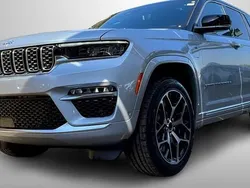 Plata Nuevo 2025 Jeep Grand Cherokee Summit SUV | 86.999 € (Precio justo)