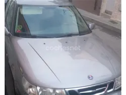 Gris / plata Usado 2001 Saab 9-5 Vector Berlina | 1500 €