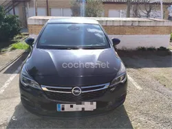 Negro Usado 2016 Opel Astra Dynamic Berlina | 10.500 € (Un poco caro)