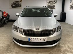 Gris / plata Usado 2018 Skoda Octavia Style Familiar | 16.990 € (Un poco caro)
