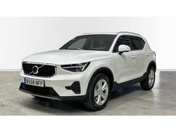 Negro Usado 2024 Volvo XC40 Core SUV | 38.900 € (Un poco caro)