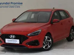 Engine red Usado 2024 Hyundai i30 | 21.868 € (Precio justo)