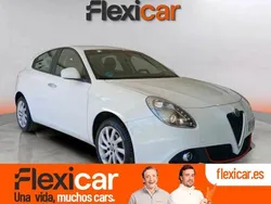 Blanco Usado 2021 Alfa Romeo Giulietta Utilitario | 15.490 € (Precio justo)