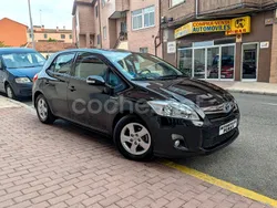 Negro Usado 2012 Toyota Auris Hybrid Active Berlina | 12.200 € (Un poco caro)