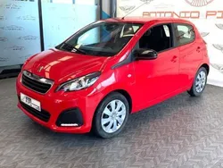 Rojo Usado 2017 Peugeot 108 Collection Utilitario | 8500 € (Precio justo)