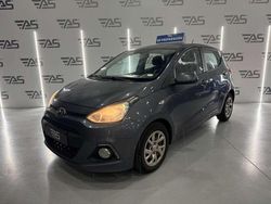 Gris Usado 2016 Hyundai i10 Utilitario | 8500 € (Caro)