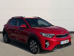 Rojo Usado 2024 Kia Stonic SUV | 19.700 € (Precio justo)