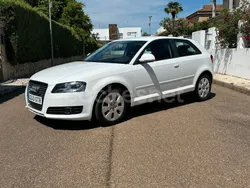 Blanco Usado 2010 Audi A3 Ambiente Berlina | 5900 € (Buen precio)