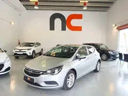 Gris / plata Usado 2016 Opel Astra Business Berlina | 11.500 € (Un poco caro)