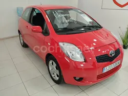 Rojo Usado 2008 Toyota Yaris Berlina | 4500 € (Precio justo)