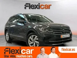 Gris Usado 2022 VW Tiguan Life SUV | 25.990 € (Super precio)