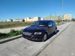 Negro Usado 2005 Volvo S40 Summum Berlina | 750 €