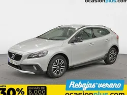 Plateado Usado 2017 Volvo V40 CC Plus Familiar | 14.150 € (Precio justo)