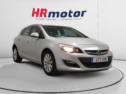Gris Usado 2014 Opel Astra Selective Berlina | 9460 € (Un poco caro)
