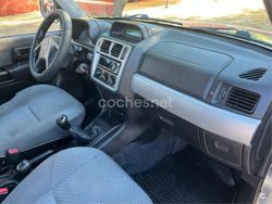 Gris / plata Usado 2004 Mitsubishi Montero SUV | 6200 €