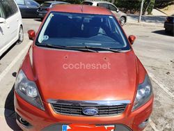 Granate Usado 2009 Ford Focus Trend Berlina | 2300 € (Super precio)