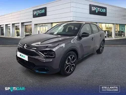 Gris Usado 2023 Citroën e-C4 Feel Berlina | 20.490 € (Un poco caro)