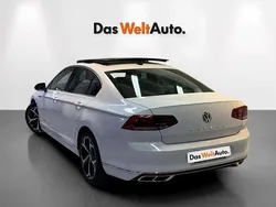 Blanco Usado 2020 VW Passat R-line Berlina | 26.490 € (Caro)