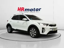 Blanco Usado 2022 Kia Stonic SUV | 13.880 € (Precio justo)