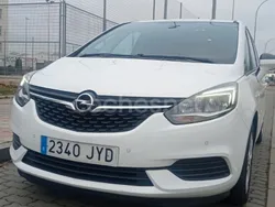 Blanco Usado 2017 Opel Zafira Tourer Expression Monovolumen | 9990 € (Precio justo)