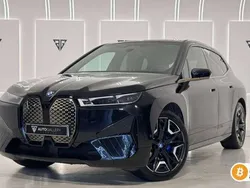 Negro Usado 2022 BMW iX Comfort Edition SUV | 59.900 €