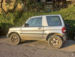 Gris / plata Usado 2000 Mitsubishi Montero SUV | 9000 €