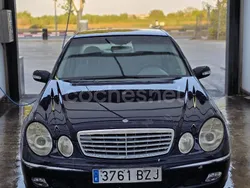 Azul Usado 2002 Mercedes E270 Classic Berlina | 4999 € (Precio justo)