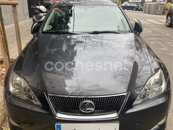Negro Usado 2006 Lexus IS220d Luxury Line Berlina | 5100 € (Precio justo)