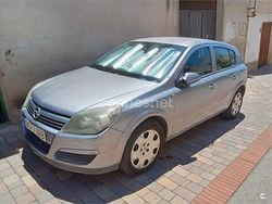 Gris / plata Usado 2004 Opel Astra Cosmo Berlina | 2400 € (Buen precio)