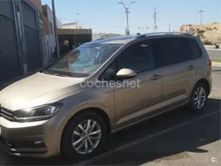 Beige Usado 2020 VW Touran Advance Monovolumen | 18.900 € (Precio justo)
