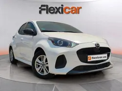 Blanco Usado 2024 Mazda 2 Berlina | 19.890 € (Buen precio)