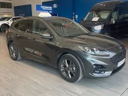 Gris Usado 2023 Ford Kuga ST-Line SUV | 24.995 € (Precio justo)