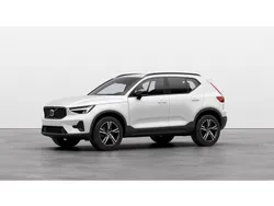 Blanco Nuevo 2024 Volvo XC40 Plus SUV | 41.700 € (Precio justo)