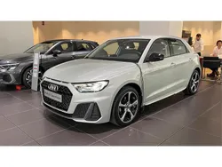 Plata rocio Nuevo 2024 Audi A1 Sportback Premium Utilitario | 37.157 €