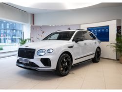 Blanco Nuevo 2024 Bentley Bentayga SUV | 383.000 €