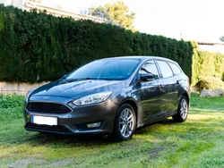 Gris / plata Usado 2018 Ford Focus Trend Familiar | 9500 € (Buen precio)