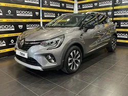 Gris Usado 2024 Renault Captur Techno SUV | 24.450 € (Un poco caro)