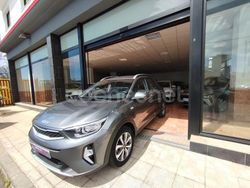 Gris / plata Usado 2023 Kia Stonic SUV | 16.990 € (Precio justo)